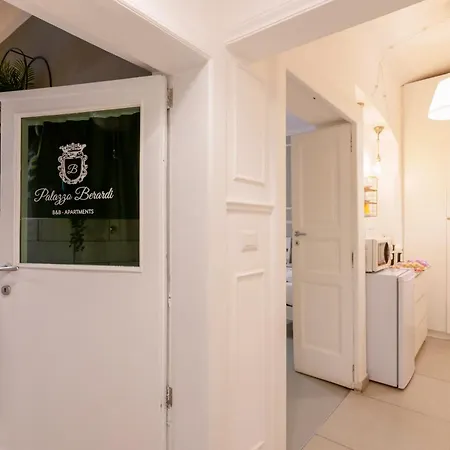 Palazzo Berardi B&B 타란토