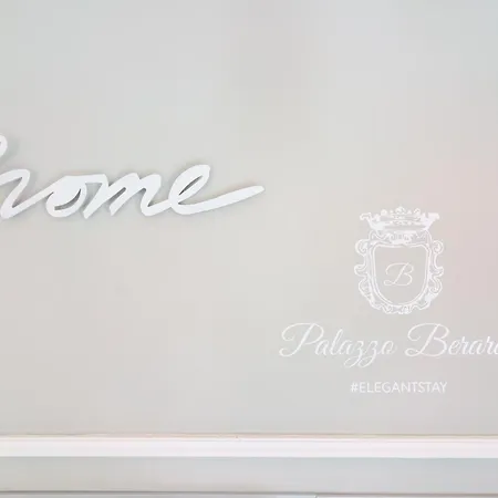 Palazzo Berardi 3* Ταράντο