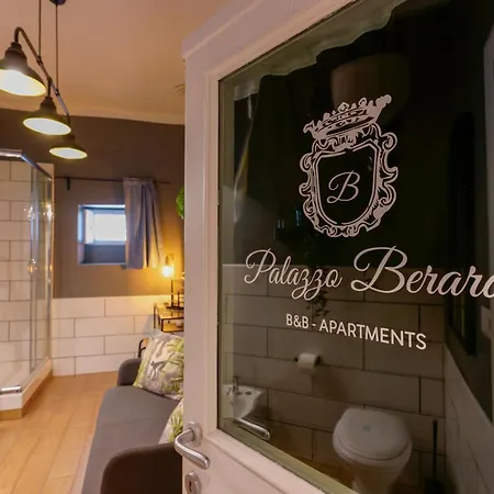 Palazzo Berardi Bed and Breakfast Ταράντο